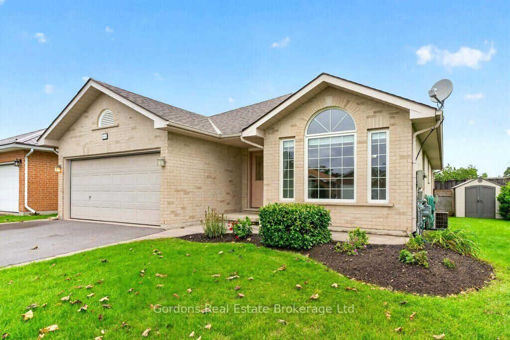 Property Photo: 66 Spruce Gardens ON K8N 5Z1