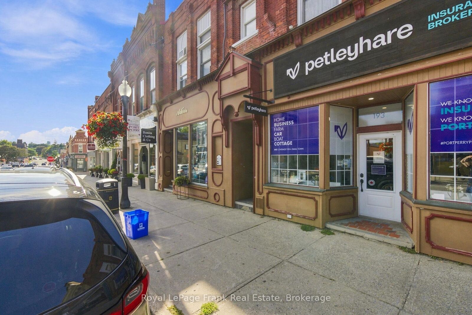 Property Photo:  195 Queen Street 2  ON L9L 1B9 