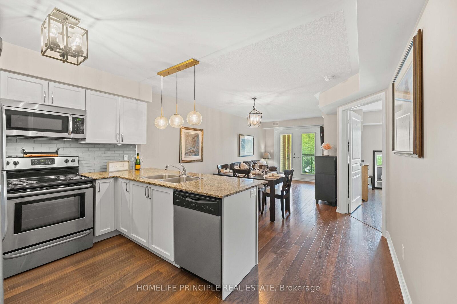 Property Photo:  3 Brandy Lane Drive 205  ON L9Y 0X4 