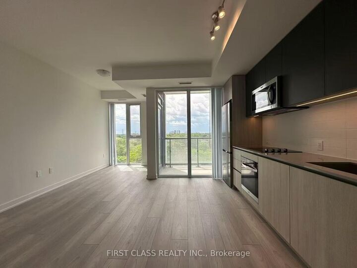 Property Photo: 5858 Yonge Street 623 ON M2M 0C6