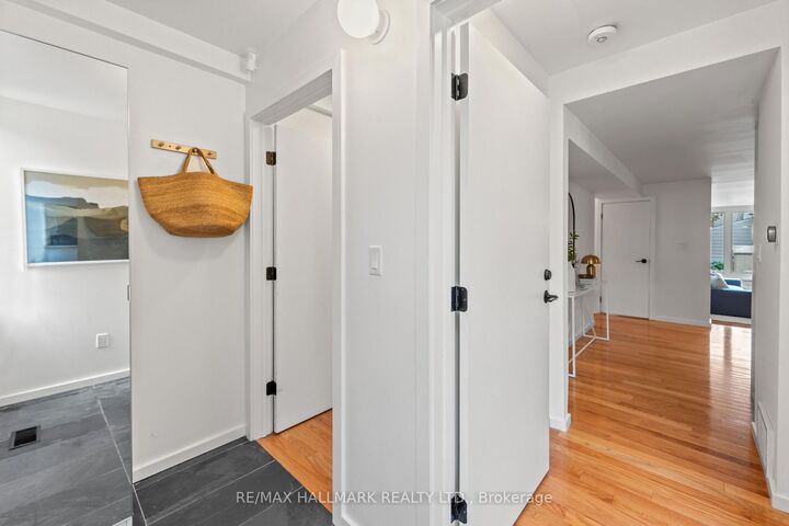 Property Photo:  92 Chisholm Avenue  ON M4C 4V5 