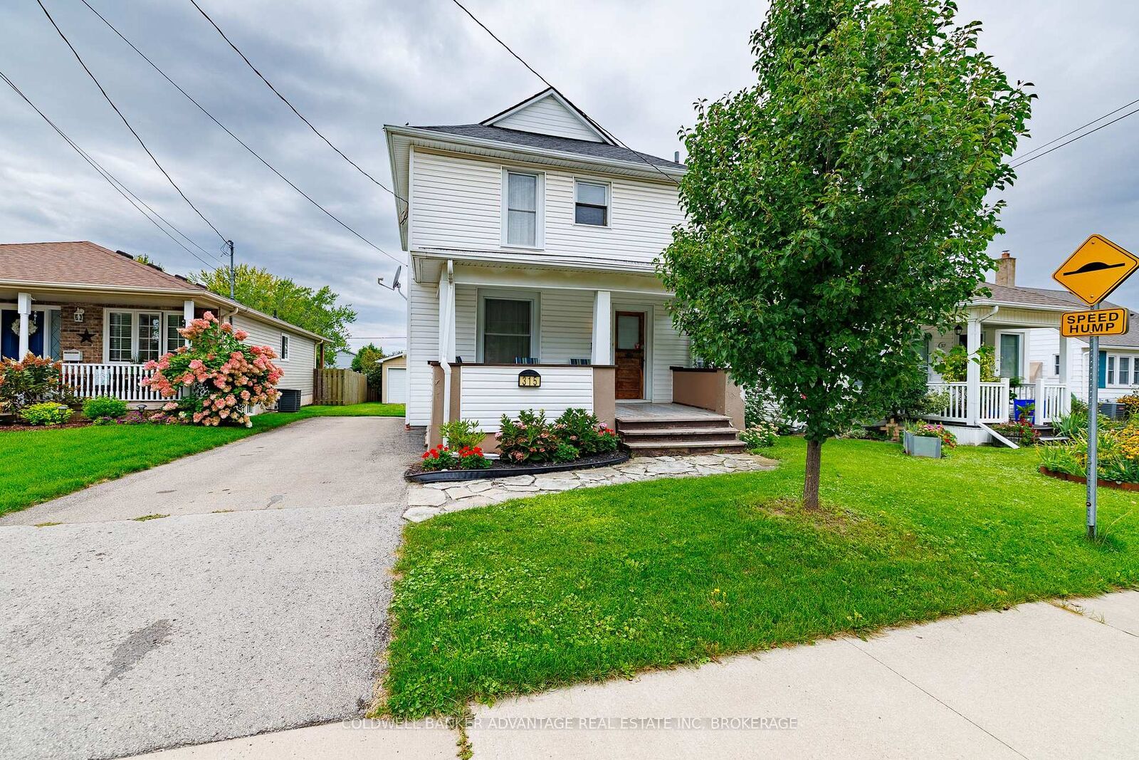 Property Photo:  315 Aqueduct Street  ON L3C 3J2 