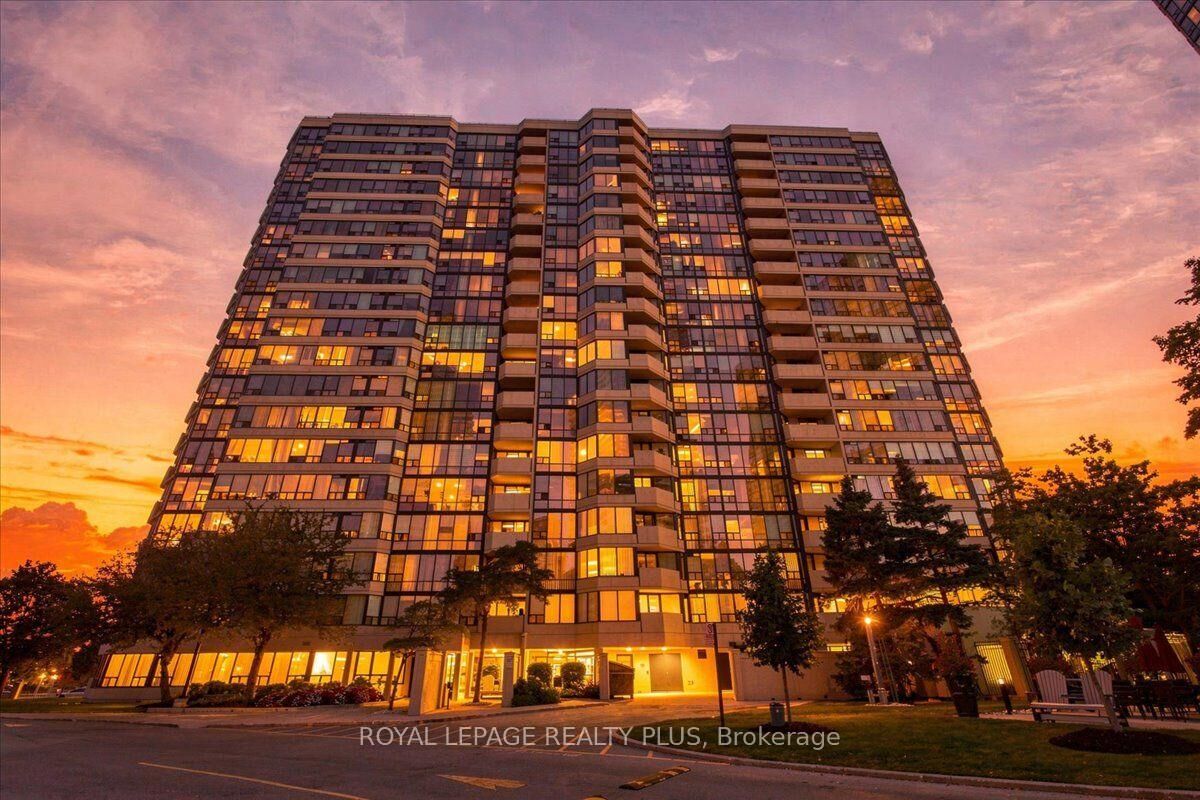 Property Photo:  350 Rathburn Road W 701  ON L5B 3Y2 