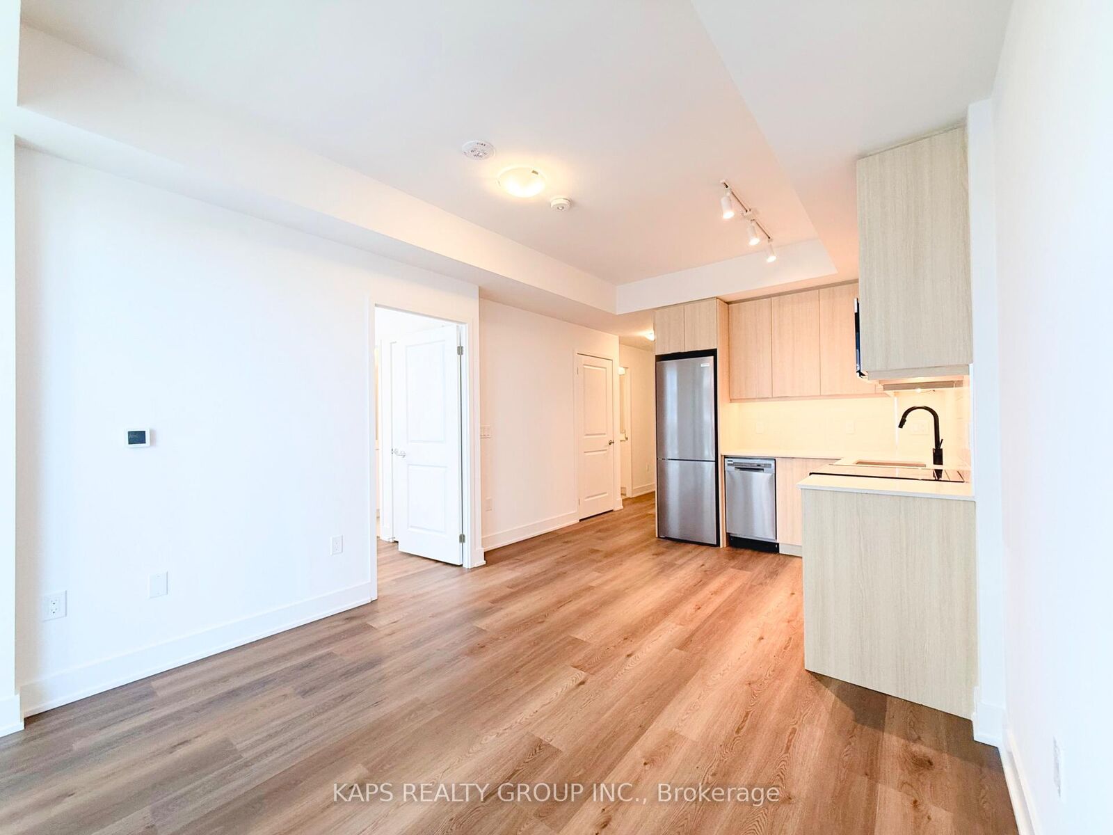 Property Photo:  115 Nipissing Road 908A  ON L9T 1R3 