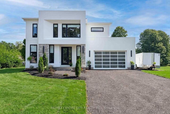 Property Photo:  53900 Heritage Line  ON N5H 2R1 