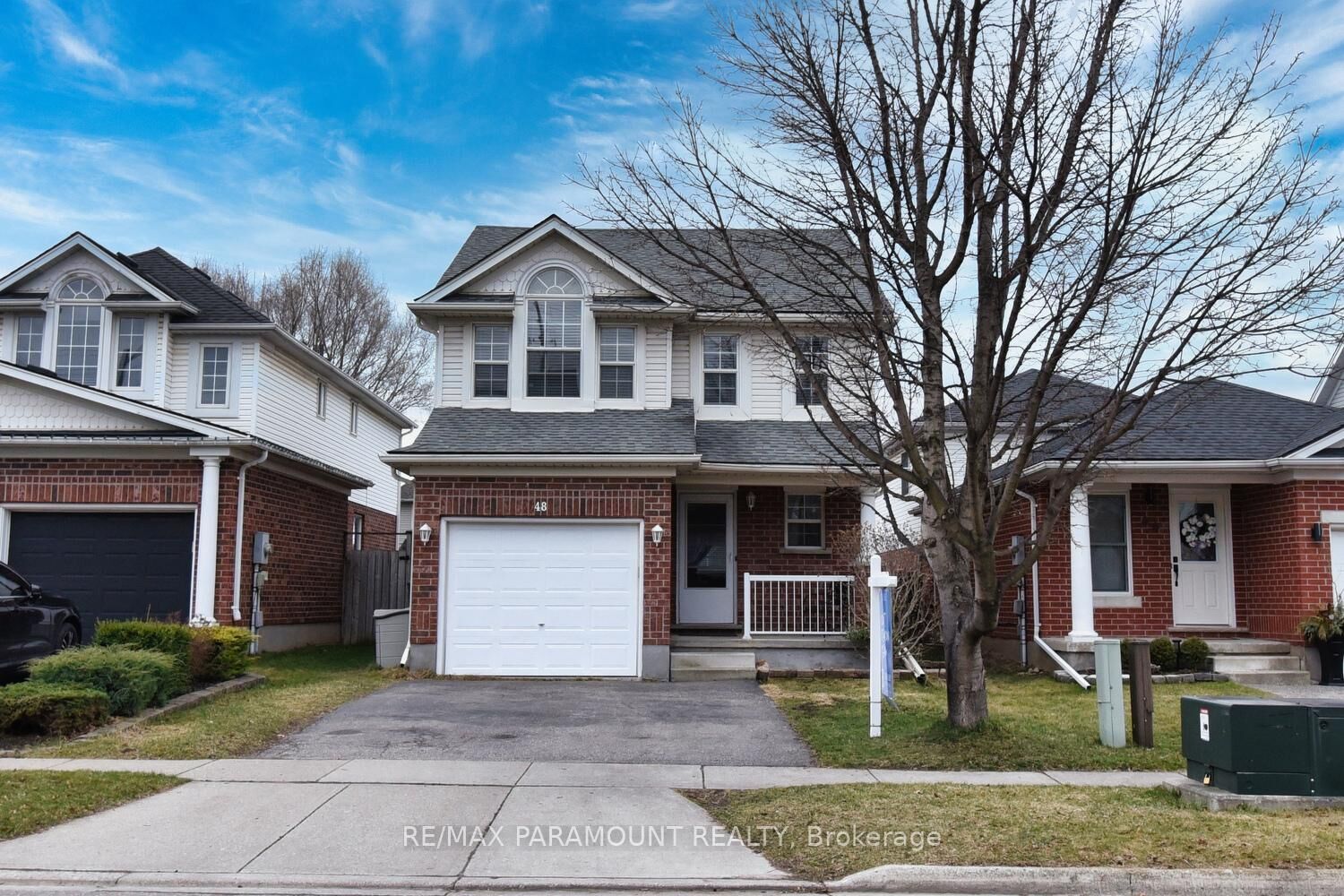 Property Photo:  48 Newport Drive  ON N3H 5P7 