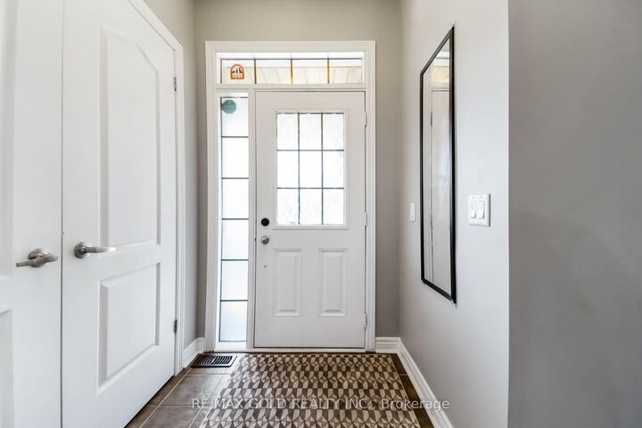Property Photo: 792 Arthur Parker Avenue ON N4T 0G7