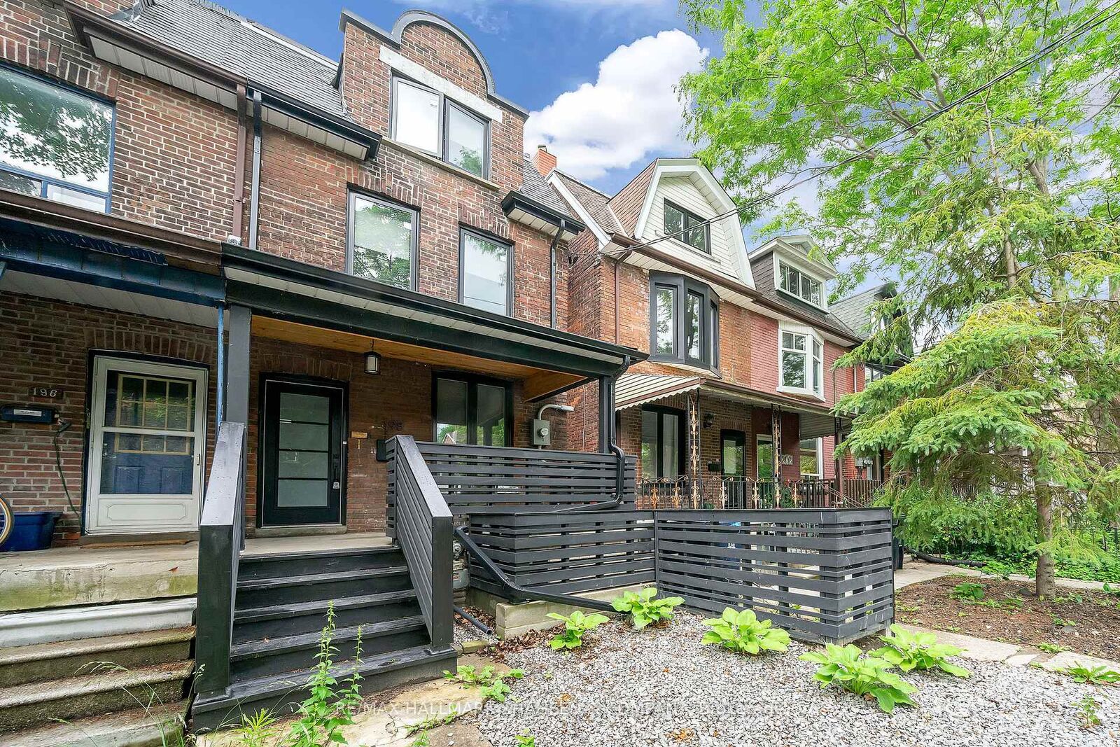 Property Photo:  198 Roxton Road 2nd&Amp3rd  ON M6J 2Y5 