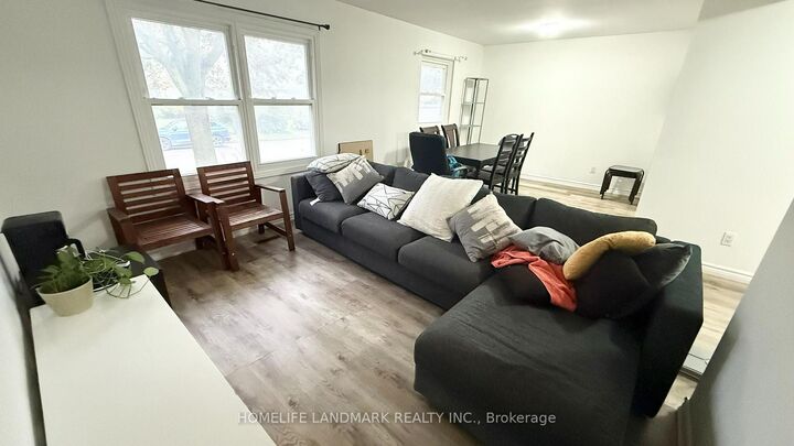Property Photo:  81 United Square Main Floor  ON M1B 2B9 
