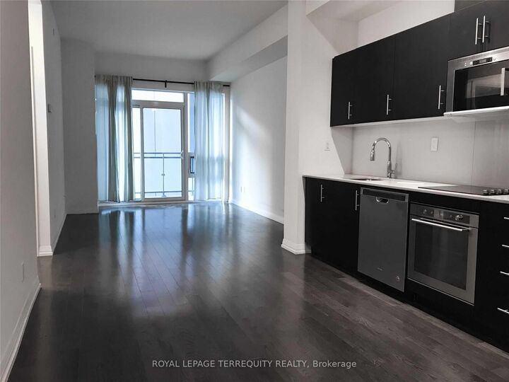 Property Photo:  460 Adelaide Street E 801  ON M5A 0E7 