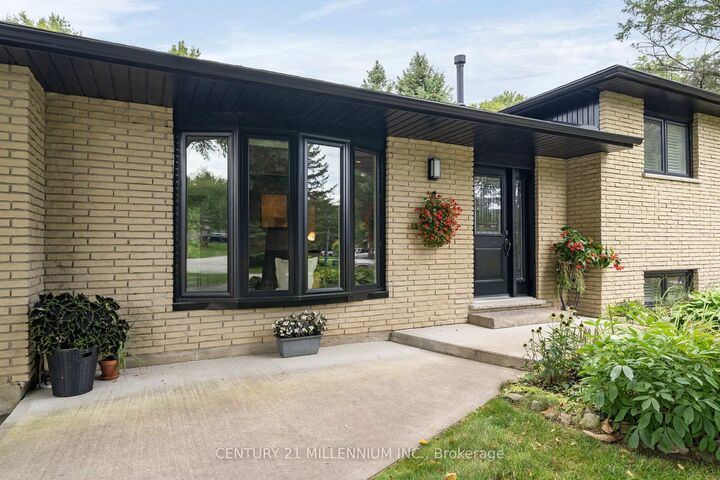 Property Photo:  17 Erin Heights Drive  ON N0B 1T0 