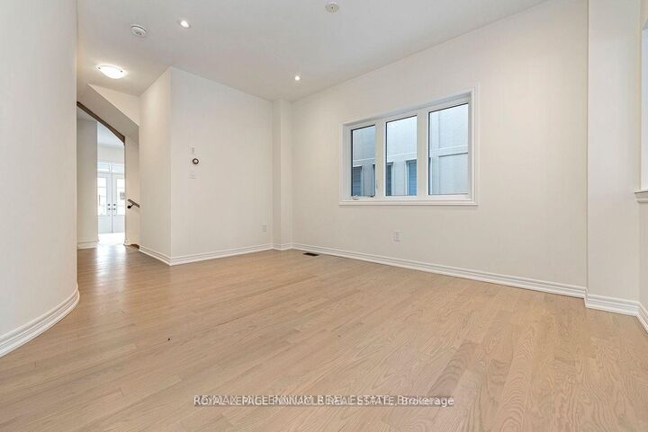 Property Photo:  3904 Koenig Road  ON L7M 0Z5 