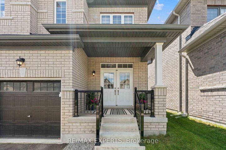 Property Photo:  10 Lawrence D. Pridham Avenue  ON L9R 1V4 