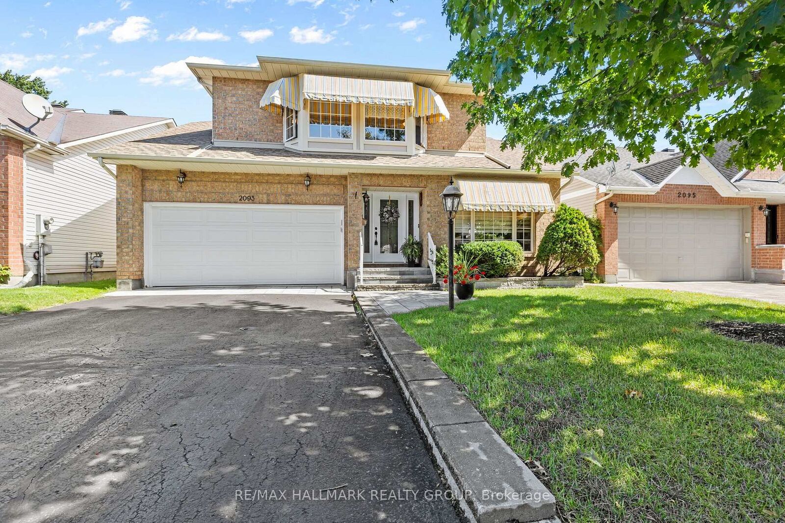 Property Photo:  2093 Auburn Ridge Drive  ON K1W 1H7 
