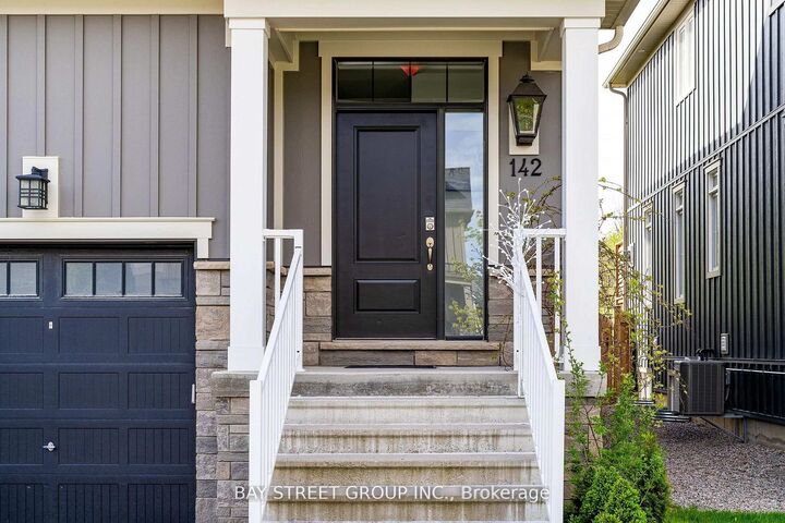 Property Photo:  142 Yellow Birch Crescent  ON L9Y 0R4 