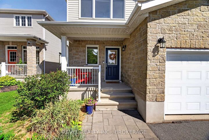 Property Photo:  1304 Grace Avenue  ON K7P 0G8 