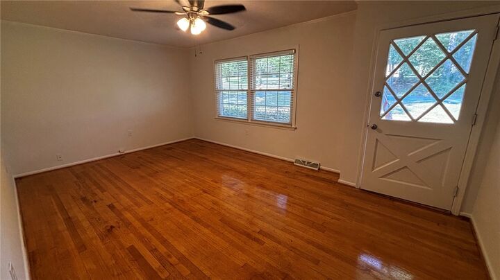 Property Photo:  2802 Little Creek Drive  SC 29621 