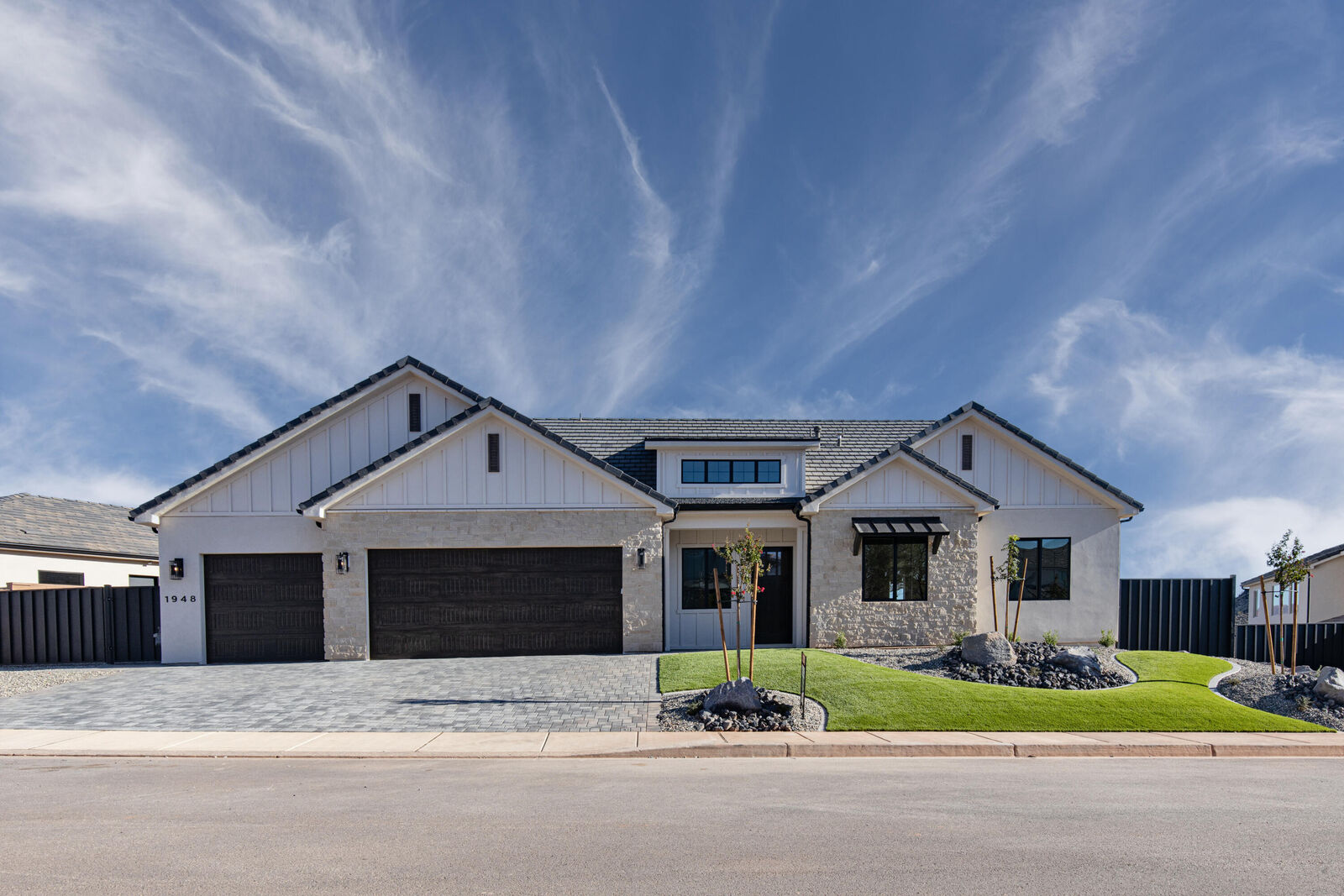 Property Photo: 1948 N Rimview Dr UT 84780