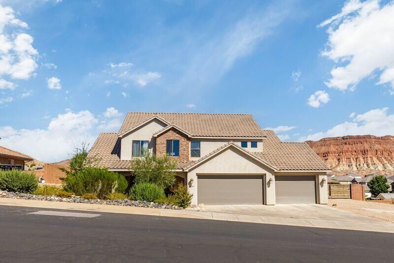 Property Photo: 3293 S Noble Dr UT 84780