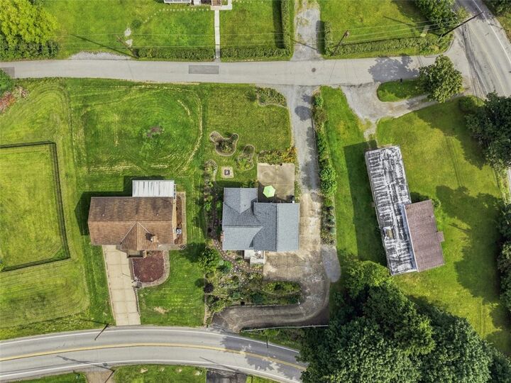 Property Photo: 714 Wible Run Road PA 15209