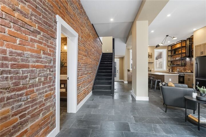 Property Photo: 925 Constance St PA 15212