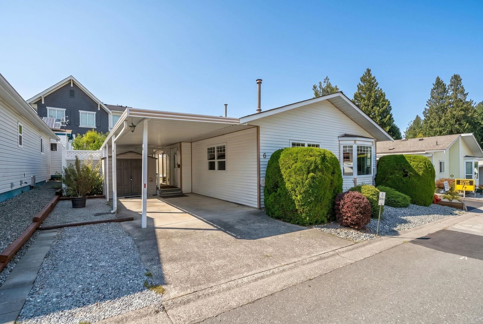 Property Photo: 8078 King George Boulevard 6 BC V3W 5B5