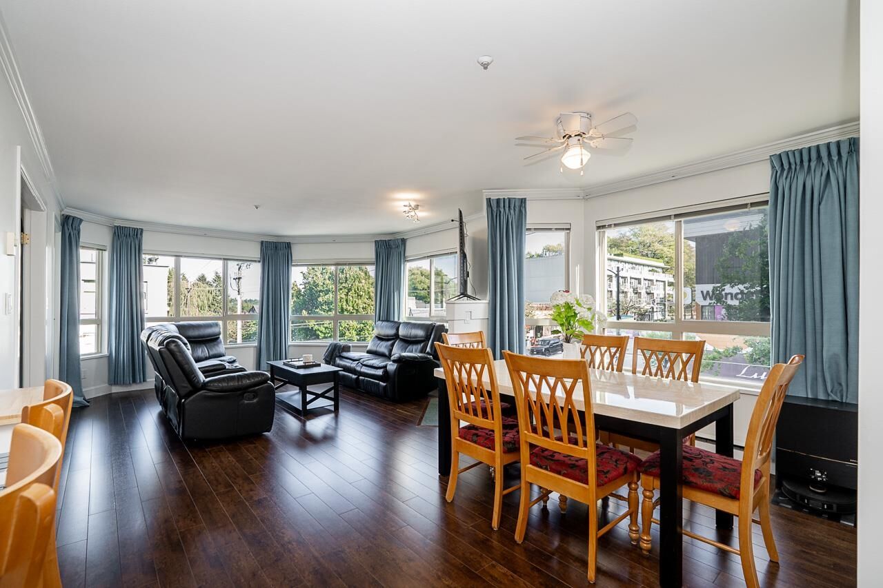 Property Photo:  3615 W 17th Avenue 206  BC V6S 1A3 