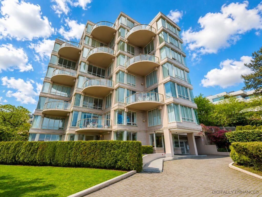 Property Photo: 2243 Bellevue Avenue 1 BC V7V 1C5