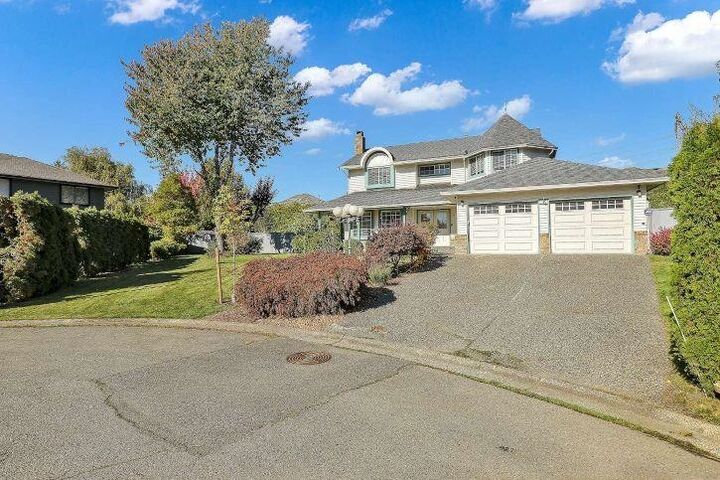Property Photo:  8182 140B Street  BC V3W 8X3 