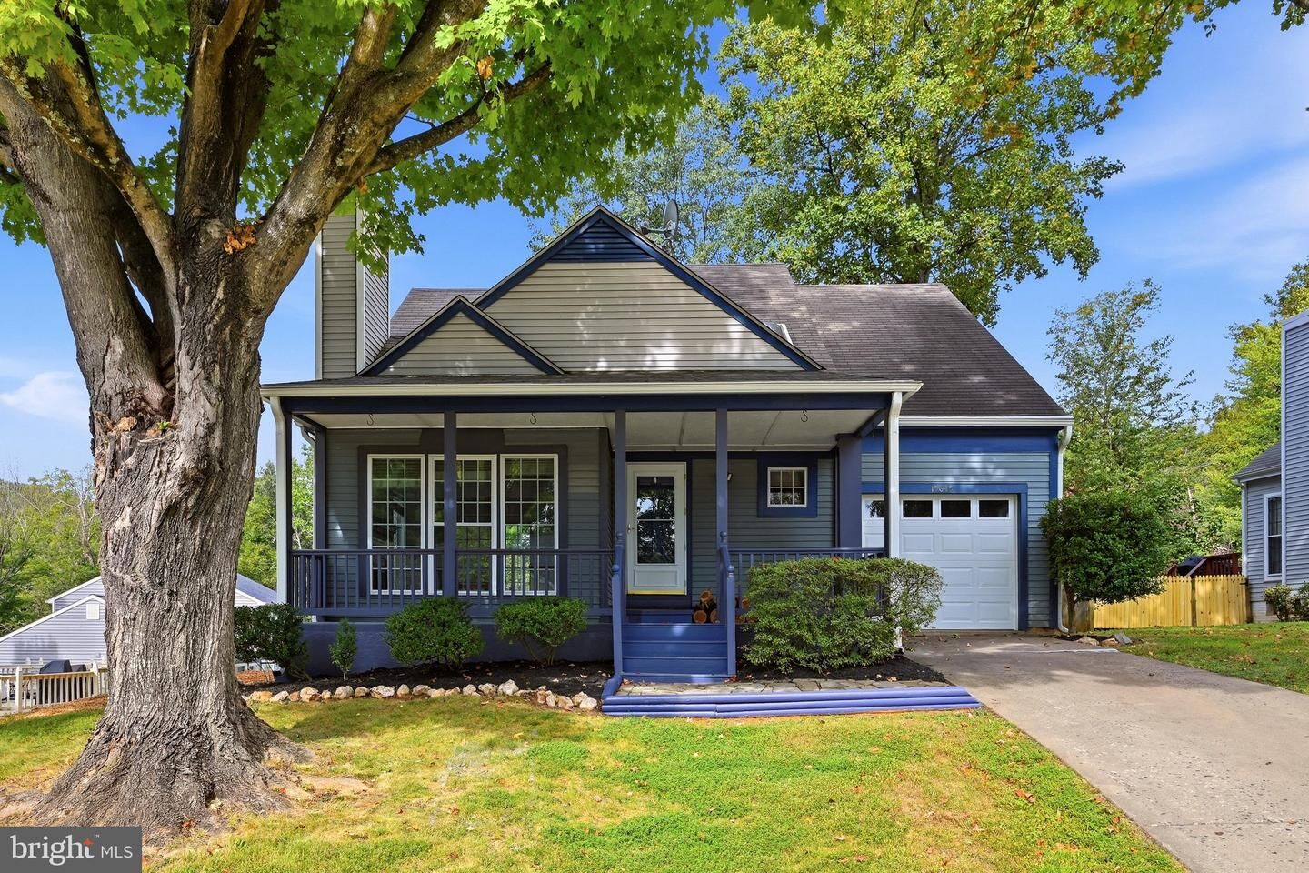 Property Photo:  15045 Holleyside Drive  VA 22025 