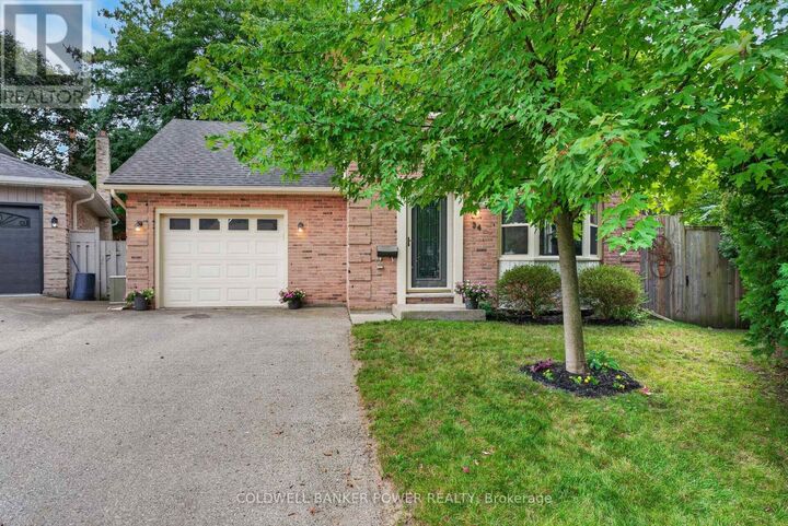Property Photo: 34 Comox Court ON N6K 3K9