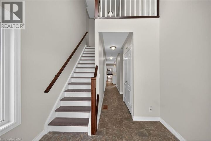 Property Photo:  98 Macneil Court  ON N0A 1H0 