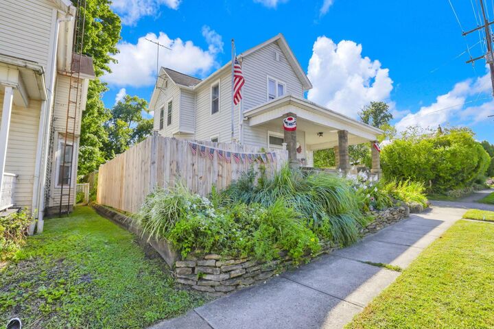 Property Photo:  115 W Shields Street  OH 43055 