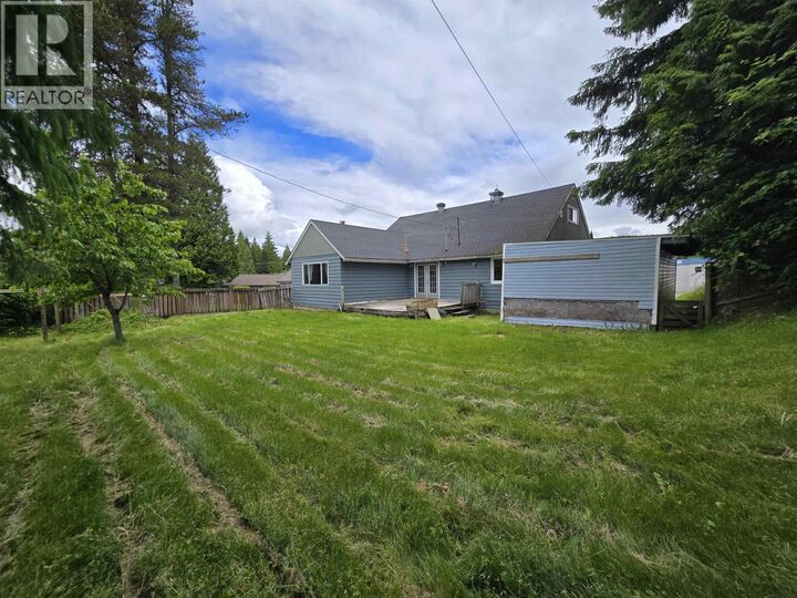 Property Photo:  1417 Cormorant Avenue  BC V8C 1R7 