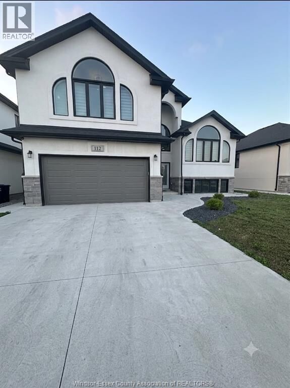 Property Photo:  112 Kingsbridge Drive Lower  ON N9V 4B6 
