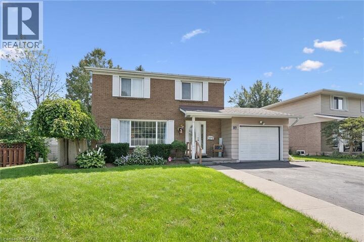 Property Photo:  89 Kingswood Drive  ON N2E 1A9 