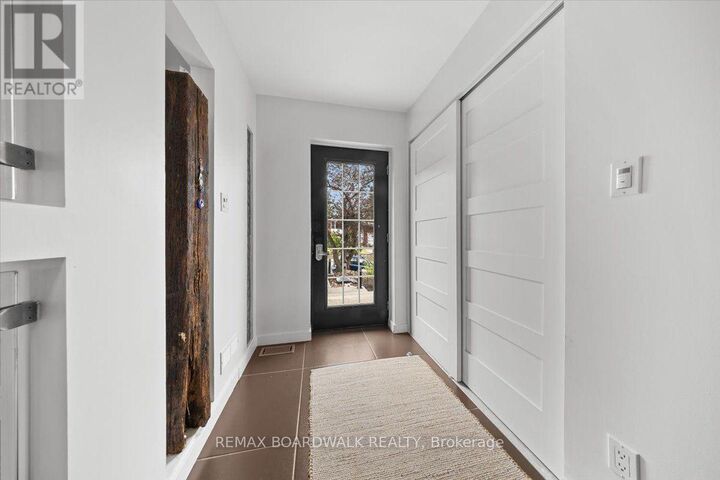 Property Photo: 152 Duford Street ON K2L 6Z7
