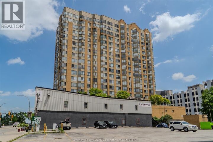 Property Photo:  75 Riverside Drive East 1609  ON N9A 7C4 