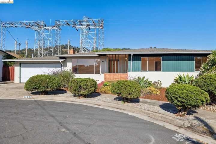 Property Photo:  1122 Norvell Ct  CA 94530 