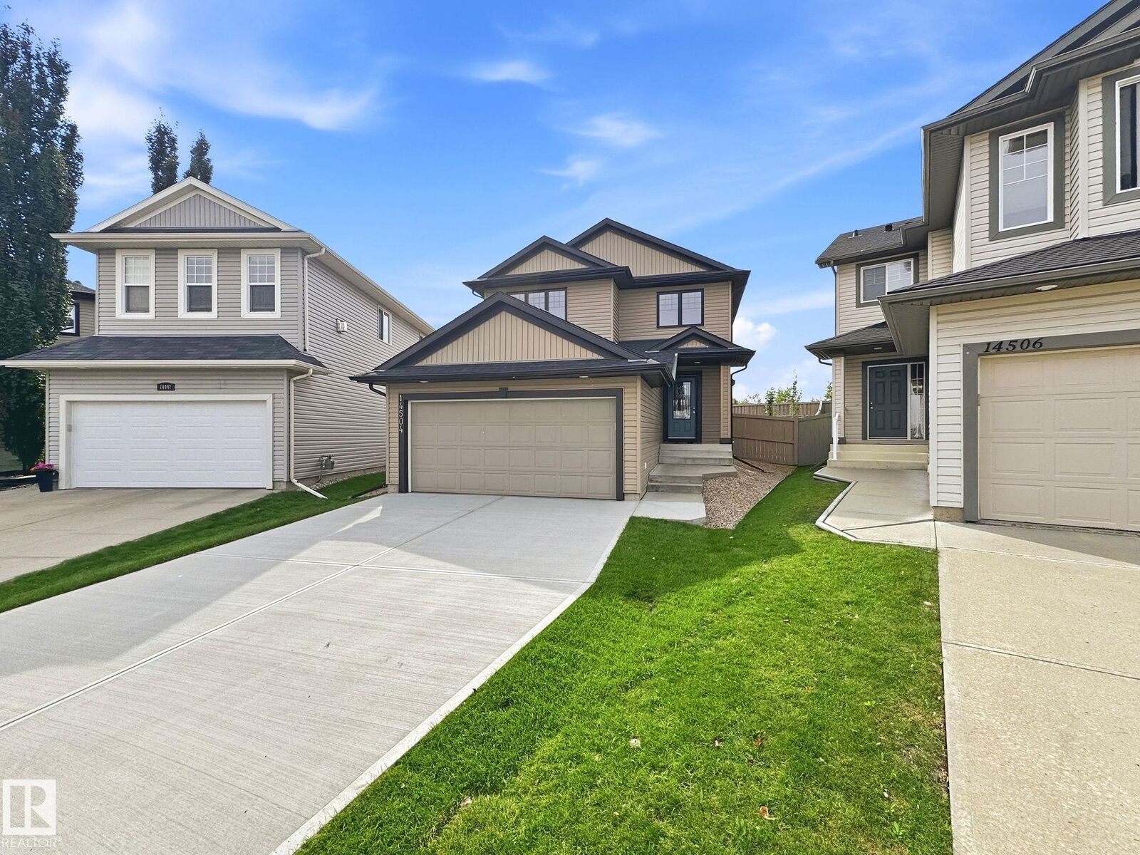 Property Photo:  14504 141 Street NW  AB T6V 1Y2 