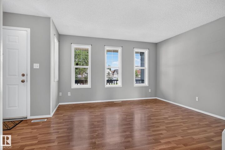 Property Photo:  8923 173 Avenue NW  AB T5Z 3W6 