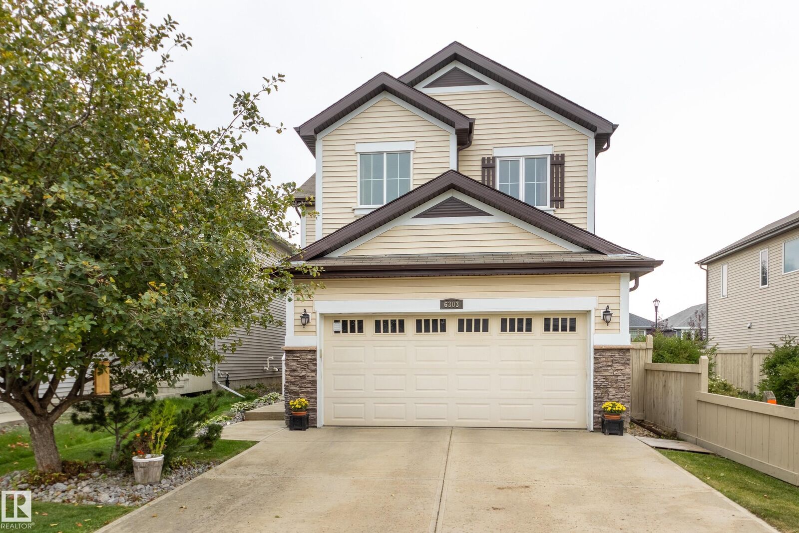 Property Photo: 6303 18 Avenue SW AB T6X 0S1