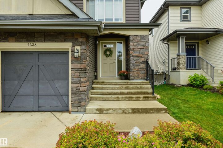 Property Photo: 5228 20 Avenue SW AB T6X 1V6
