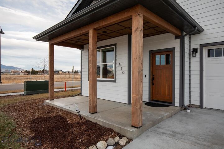 Property Photo: 610 Spaniel Lane MT 59714