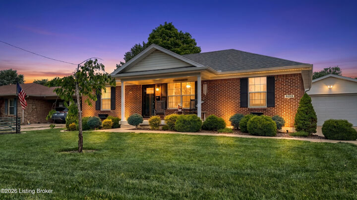 Property Photo:  6215 Bay Pine Dr  KY 40219 