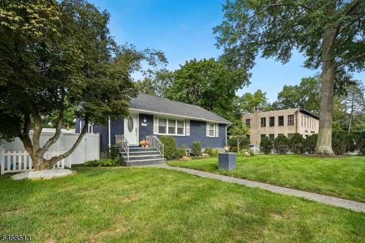 Property Photo: 383 Closter Dock Rd NJ 07624