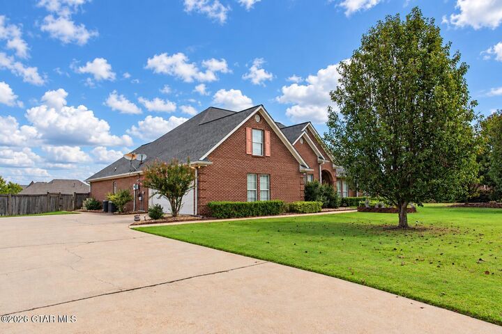 Property Photo: 104 Francis Lane MS 39759