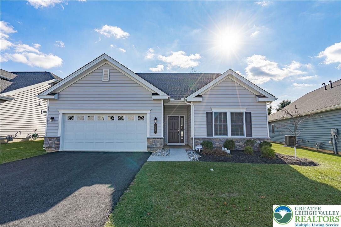 Property Photo: 3855 Victors Way PA 18045