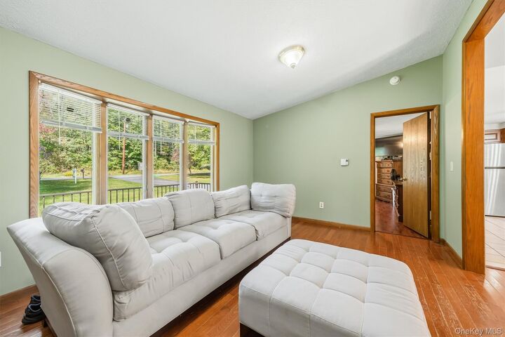 Property Photo:  487 Greenville Turnpike  NY 10940 