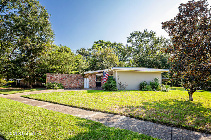 Property Photo:  2515 Englewood Road  MS 39564 